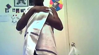 Pretty Ebony Amateur on Webcam