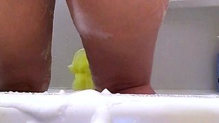 Amateur hottie solo masturbation