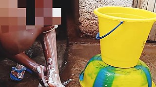 Bathing My Pregnant GF Outdoor, Dirty Environment Vibes