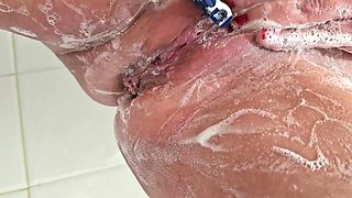 Shaving My Pussy Big Clit and He Washes Me Pee on Me