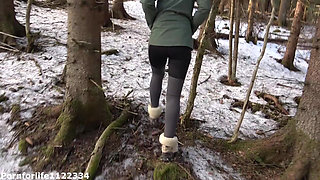 Risky Outdoor Sex in a Public Park Almost Caught Winter Edition in Freezing Cold