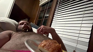 Me eating like a gainer pig