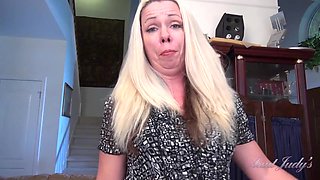 Your Stepmom Liz Distracts You From Your Phone With A Striptease and Blowjob