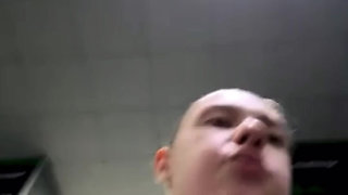 Extreme fucking with trainer in the gym