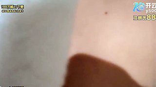Chubby amateur nude on hidden cam