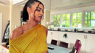 Growth Milk with Natasha Carter