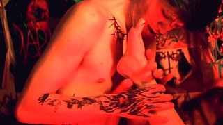 Nath Wolowski and Mon_brule Use Their Bodies as Objects of Pleasure