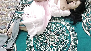 Padosi ke ghar me ghus kar jabar dasti chod diya