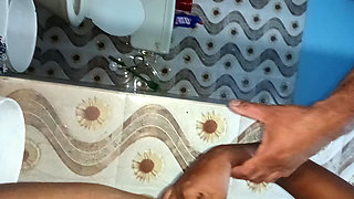 My wife Saranya bath show