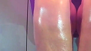 Leg Crossing, Shoe Play and Toe Tapping