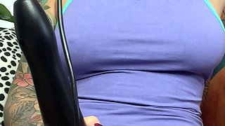 Perfect blond making solo masturbation