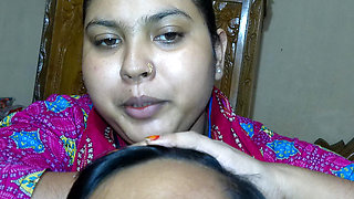 Boy and girl romanced in the room and took off their saree
