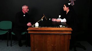 CFNM naughty babes cocksucking lucky guy