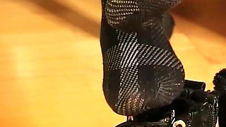 Plaid Tights & Stylish Sneakers - Dangling, Shoeplay & Foot Focus