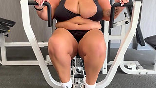 Blonde BBW MILF