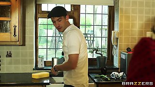 Lean, Clean, Reaming Machine With Danny D, Rebecca More - Brazzers