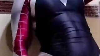 Want Some Fingering to Spidergwen?