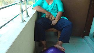 Desi Indian Couple In Bathroom desi bathing