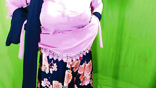 Indian Arpita Bhabhi talking dirty masturbating and dancing