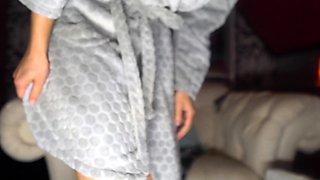 Slutty blonde teen toys pussy live porn cams