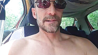 Another good cumshot in the car, remi06cam4