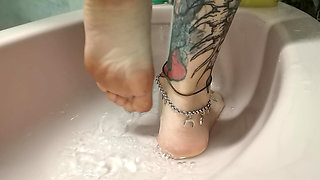 Dirty Feet Washing GoddessLolli
