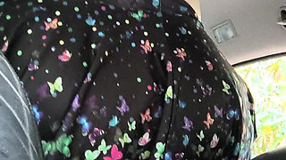 Rocking That Backseat She's a Squirting All Over That Cock Meat
