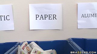 Reduce, Reuse, And Tickle My Titties With Holly Sampson, Keiran Lee - Brazzers