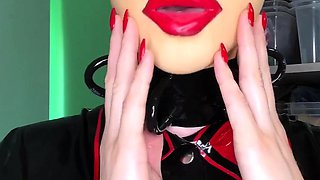 Amateur redhead fully nude on bed and masturbating