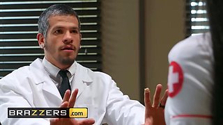 Brazzers - Doctors Adventure - Gia Milana Bambino - Shes No Dummy!