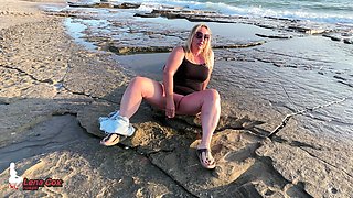 Lena Cox - Squirting Masturbation at the Beach