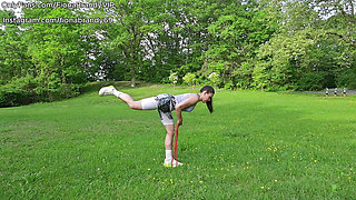 Public purk work out routine. Fiona Brandy Keeps body fit and clothes tight!