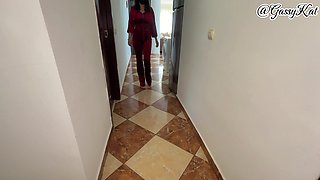 Red Velvet Fart Queen