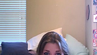 Young Amateur Girl Stripping and Masturbating Cam
