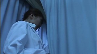Perverted patient seduces Runa Tominaga for sex at night
