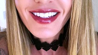 Amateur Blonde With BIG BOOBS Hot Free Cam Show