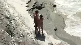 Voyeur beach sex movie scene dilettante pair secretly filmed on spy web camera