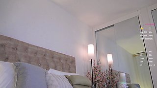 amateur vip ass flashing boobs on live webcam