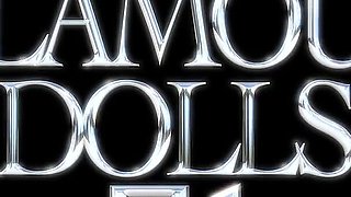 Glamour Dolls 31