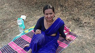 Desi Indian Married Kavita Teacher Fuck with Tatya Student in Jungle