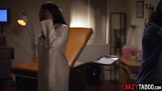 Panic nurse asked doctor for the help
