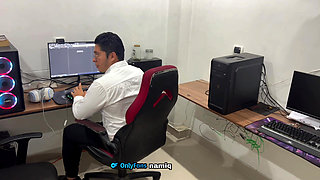 Boss Doesn't Stop Looking for Me and Ambushes Me Rough Sex the Best and Wild