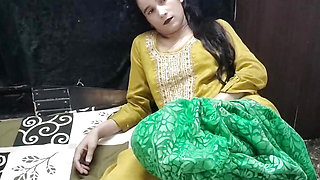 Aunty ko room m3 band karke jabar dasti pela