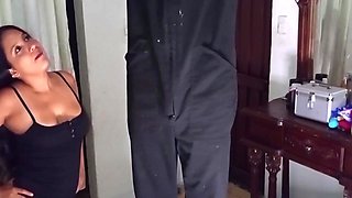 I Had To Fuck The Technician!! He Penetrated Me Very Hard And Put It In My Mouth