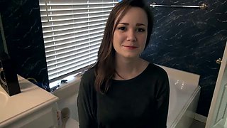 We meet the sexy and cute Kelly Morgan - WeAreHairy