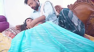 Rakshabandhan ke deen soteli bahan ko gift n dekr chod diya