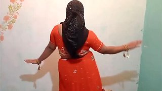 Indian Muslim Desi Girl in Hijab Dances and Gets Fucked Hard by Lover