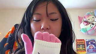 Sexy teen ebony solo toy masturbation