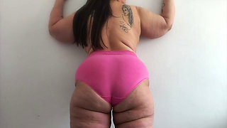 Stepmother Invites Gym Trainer Instructor for Hot Oil Body Rub Naked After Gym Close up