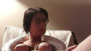 Public Orgasm in Relaxing Room